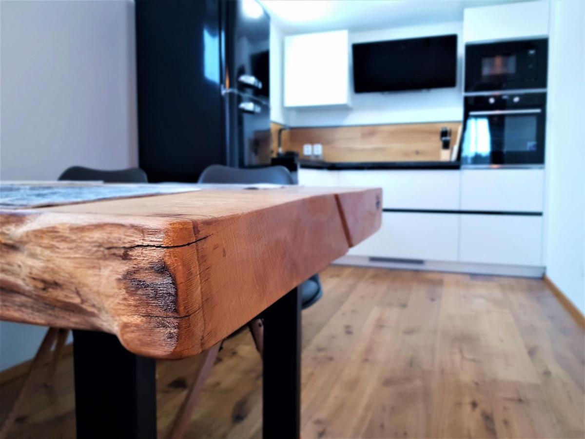Woodhome - Luxury Mountain Apartment Horni Mala Upa Luaran gambar