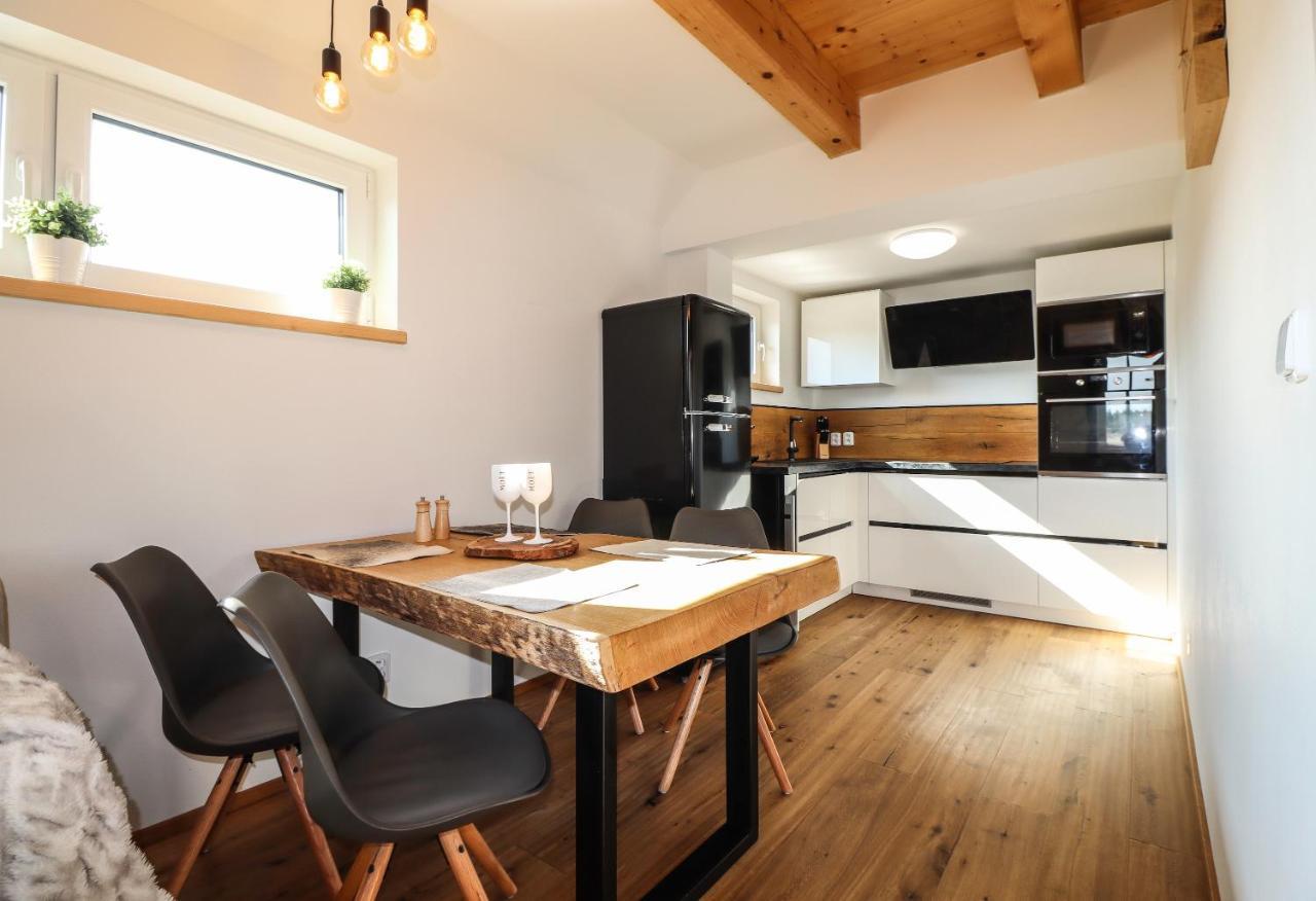 Woodhome - Luxury Mountain Apartment Horni Mala Upa Luaran gambar