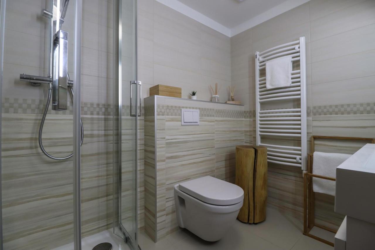 Woodhome - Luxury Mountain Apartment Horni Mala Upa Luaran gambar